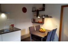 Maatwerk tafel en wanddecoratie